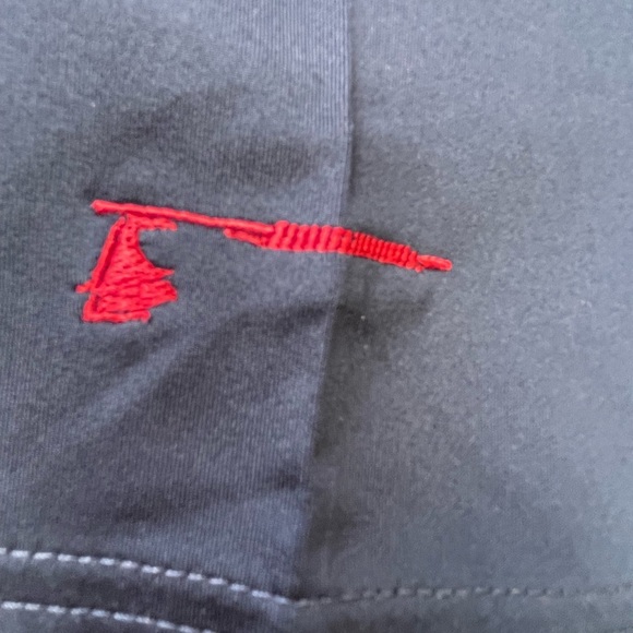 💙⛳️Footjoy size L golf shirt in navy blue w/ contrasting white trim. MINT! - Picture 7 of 7